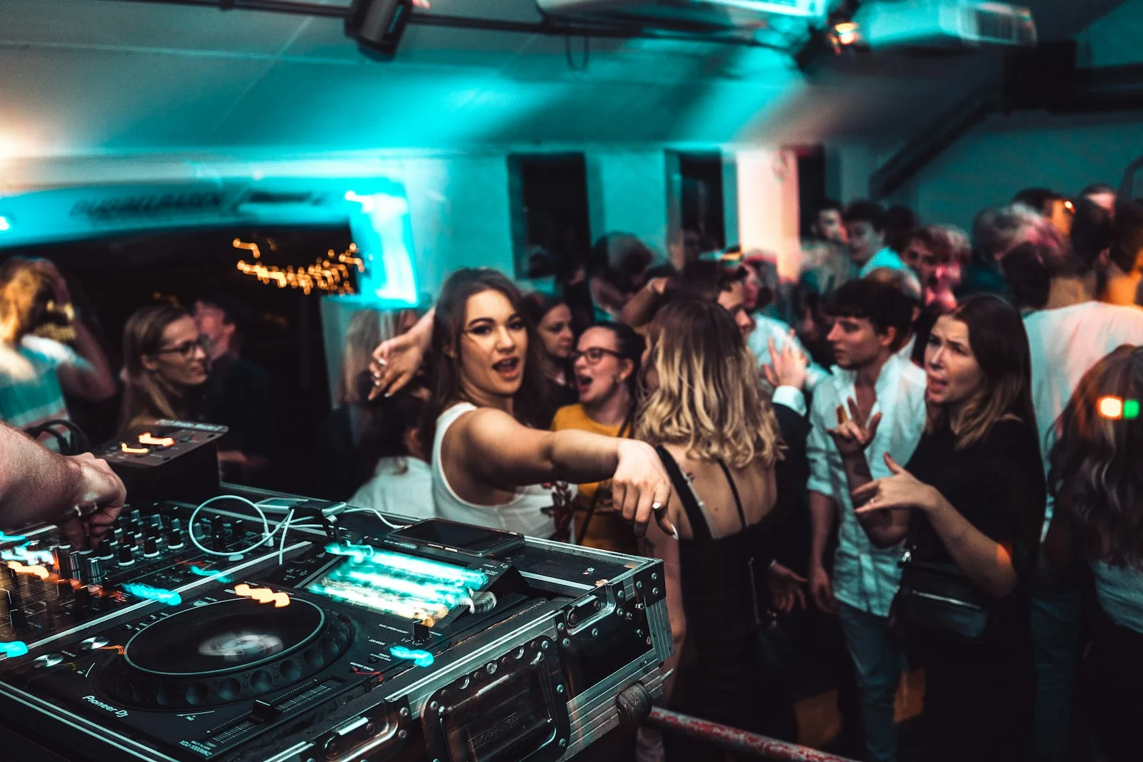 best party entertainment options uk 2026 guide by hire disco